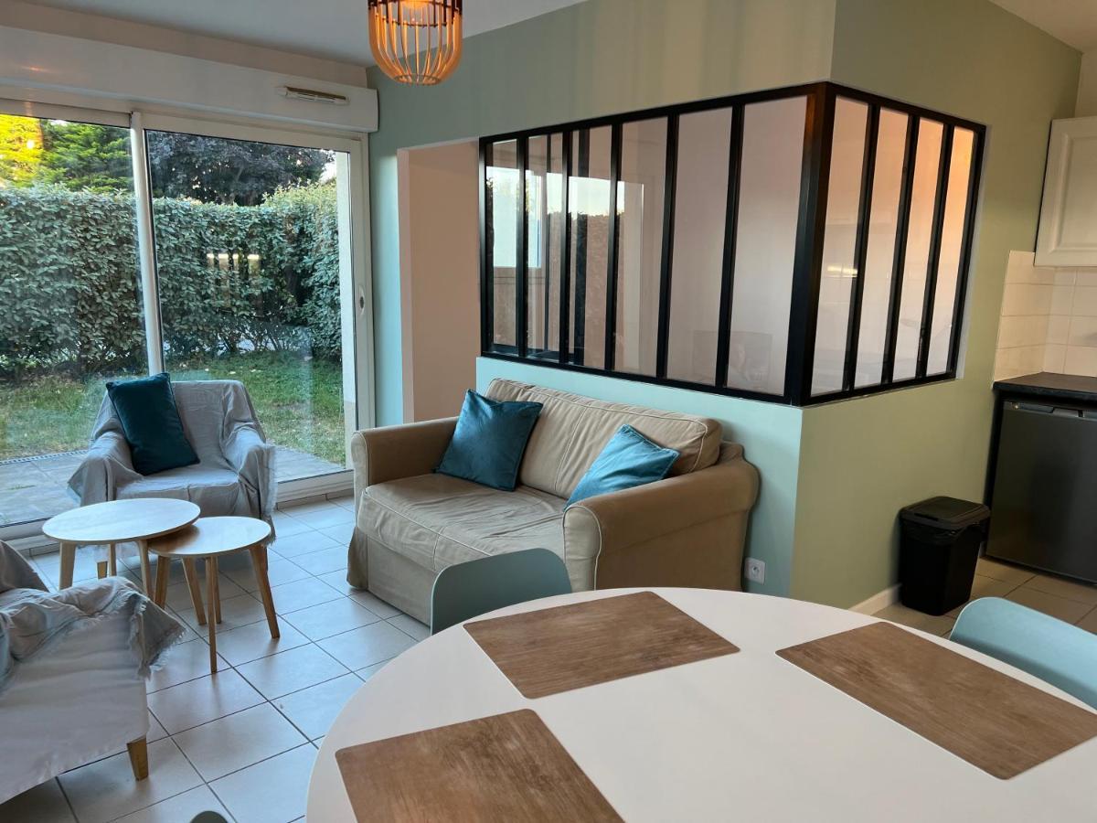 Appartement Plage Restaurant Et Parking Privatif ويميرو المظهر الخارجي الصورة