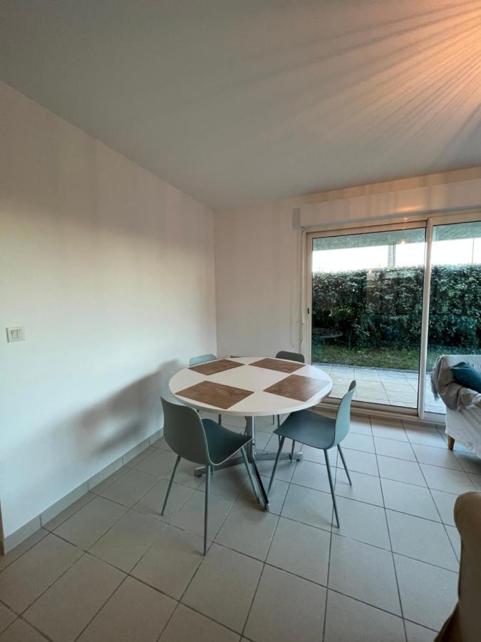 Appartement Plage Restaurant Et Parking Privatif ويميرو المظهر الخارجي الصورة